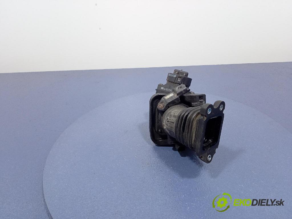 Ford Focus 2006 škrticí klapka 9643836980
