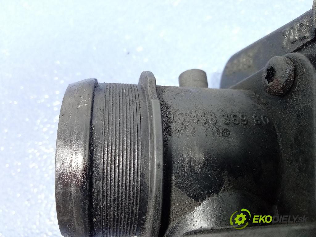 Ford Focus 2006 škrticí klapka 9643836980
