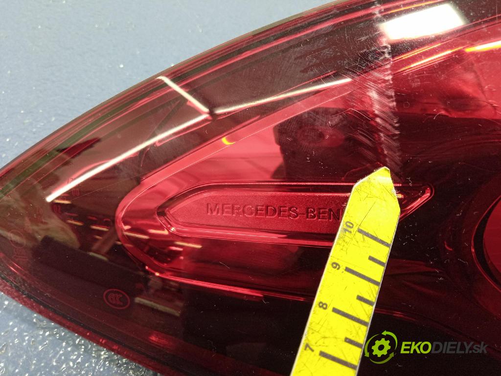 Mercedes GLE-Klasa 0 světlo Zad: levá Mimo: A1679065707