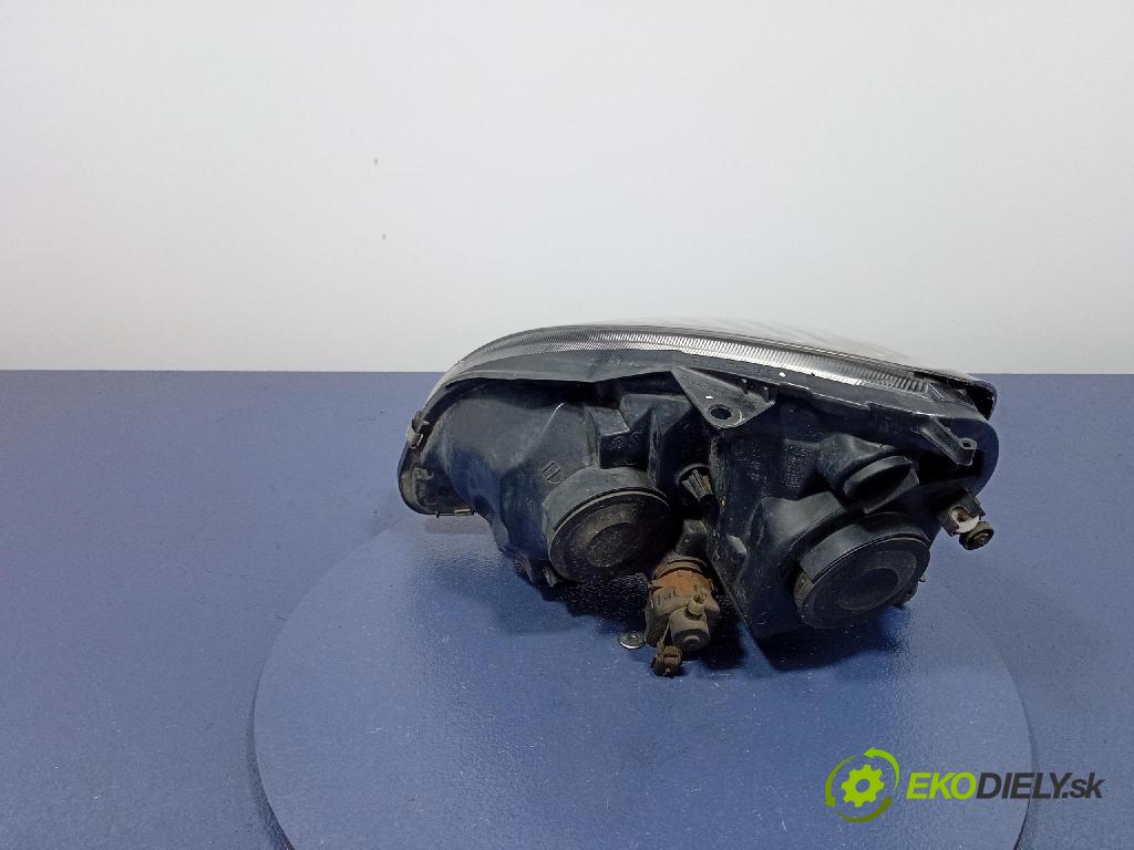 Renault Thalia 2005 Reflektor: v pravo: 551-1138R