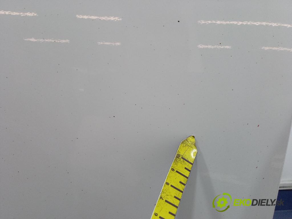 Kia Picanto 2022 dveře před prave