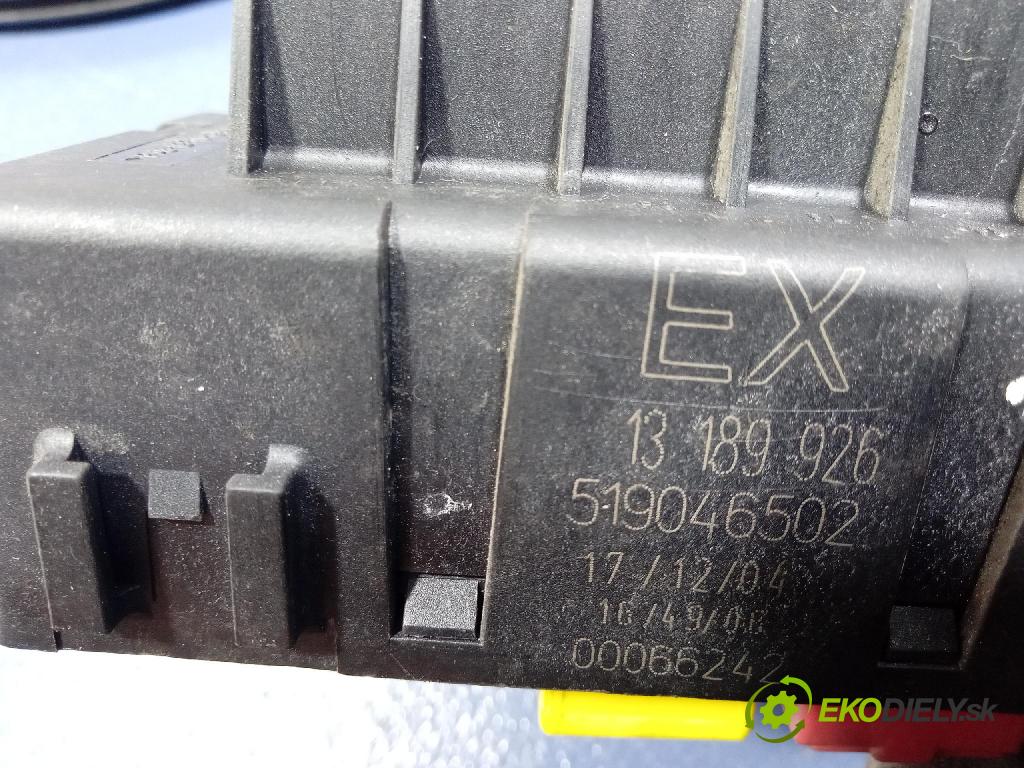 Opel Vectra 2005 skrinka Poistky: 13189926