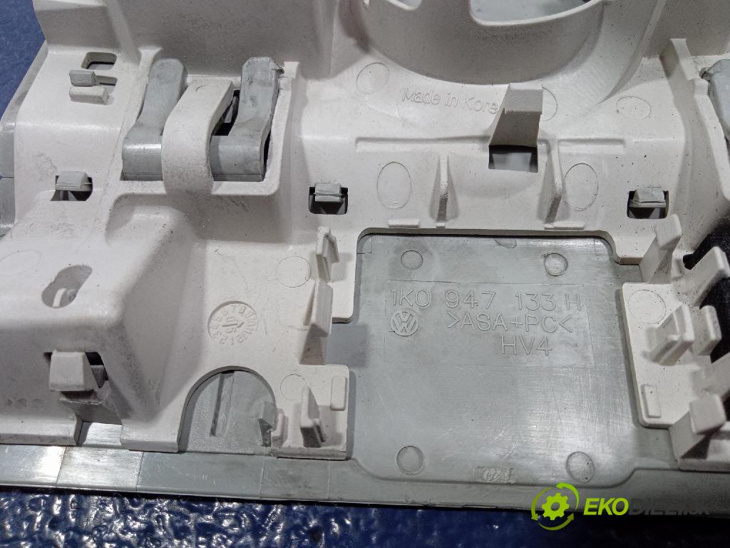 Vw Passat 2007 Lampy Uvnitř 1K0947133D