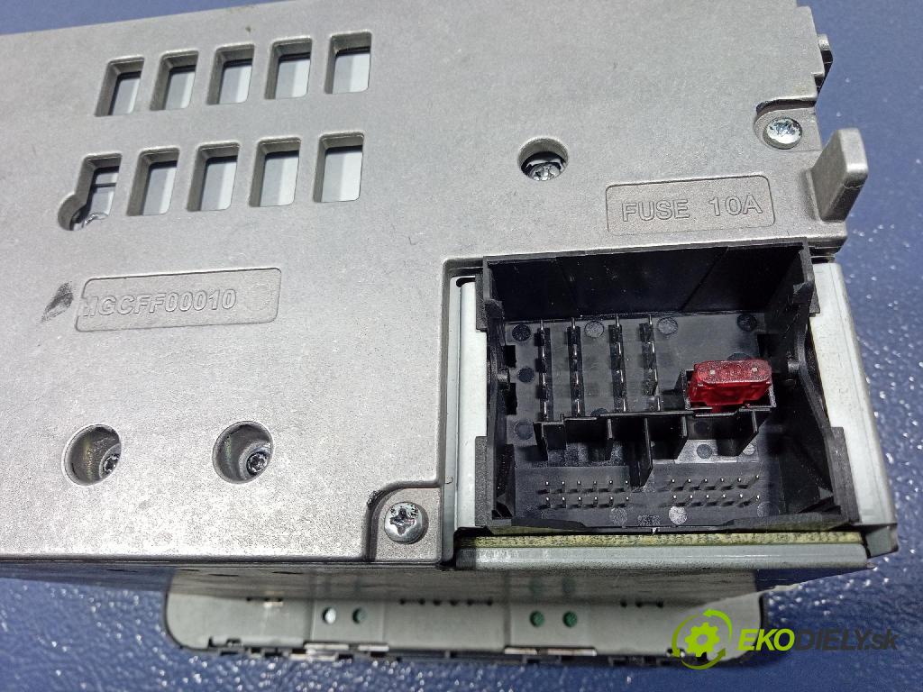 Vw Passat 2007 Radio I Navigácia: 3C0035195B