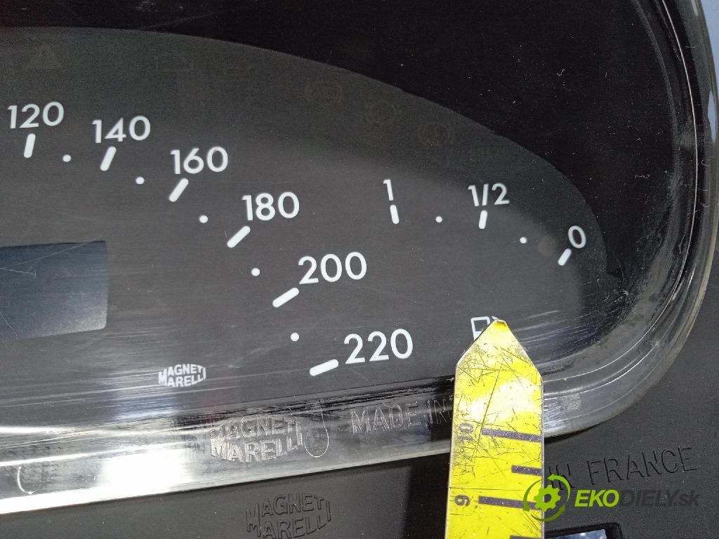 Mercedes A-Klasa 2003 prístrojovka/ budíky A1685402347
