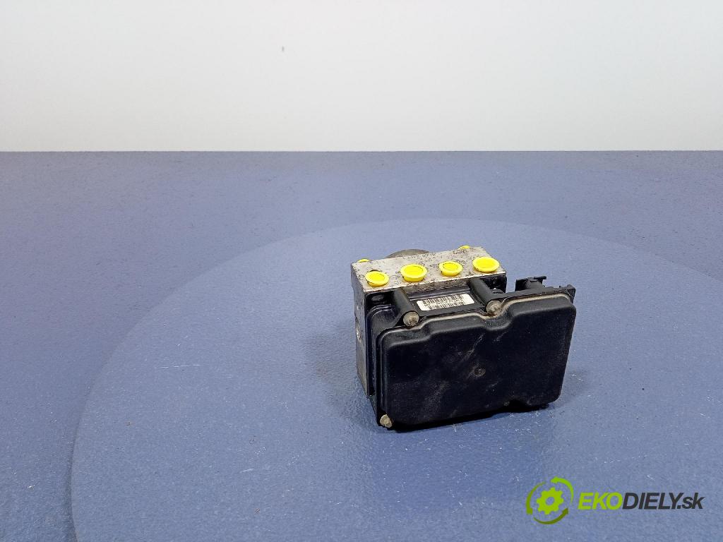 Renault Kangoo 2009 čerpadlo ABS x 8200955226