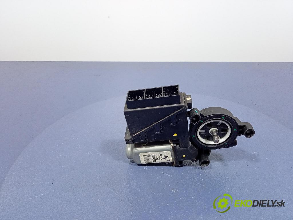 Vw Polo 2002 mechanismus stahování Sklenka: před Levý: 6Q2959802A