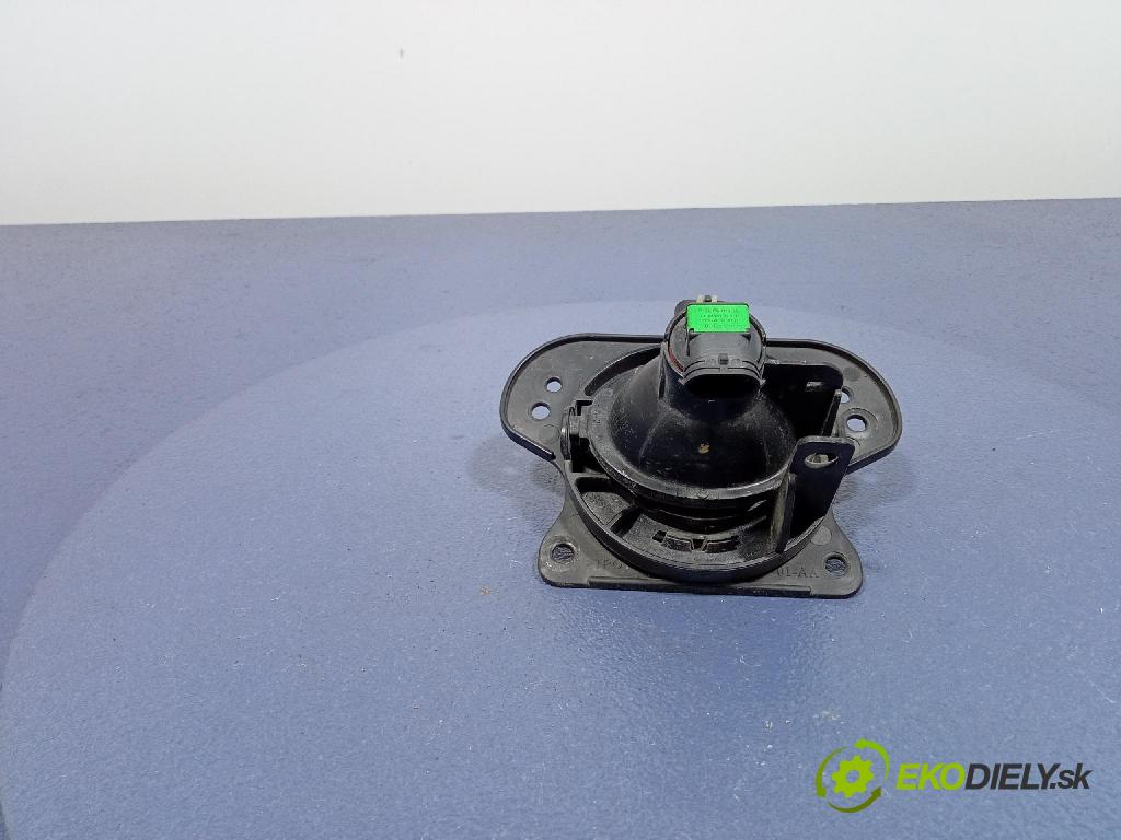Fiat 500e 2015 Halogen Levý: 05182021AB