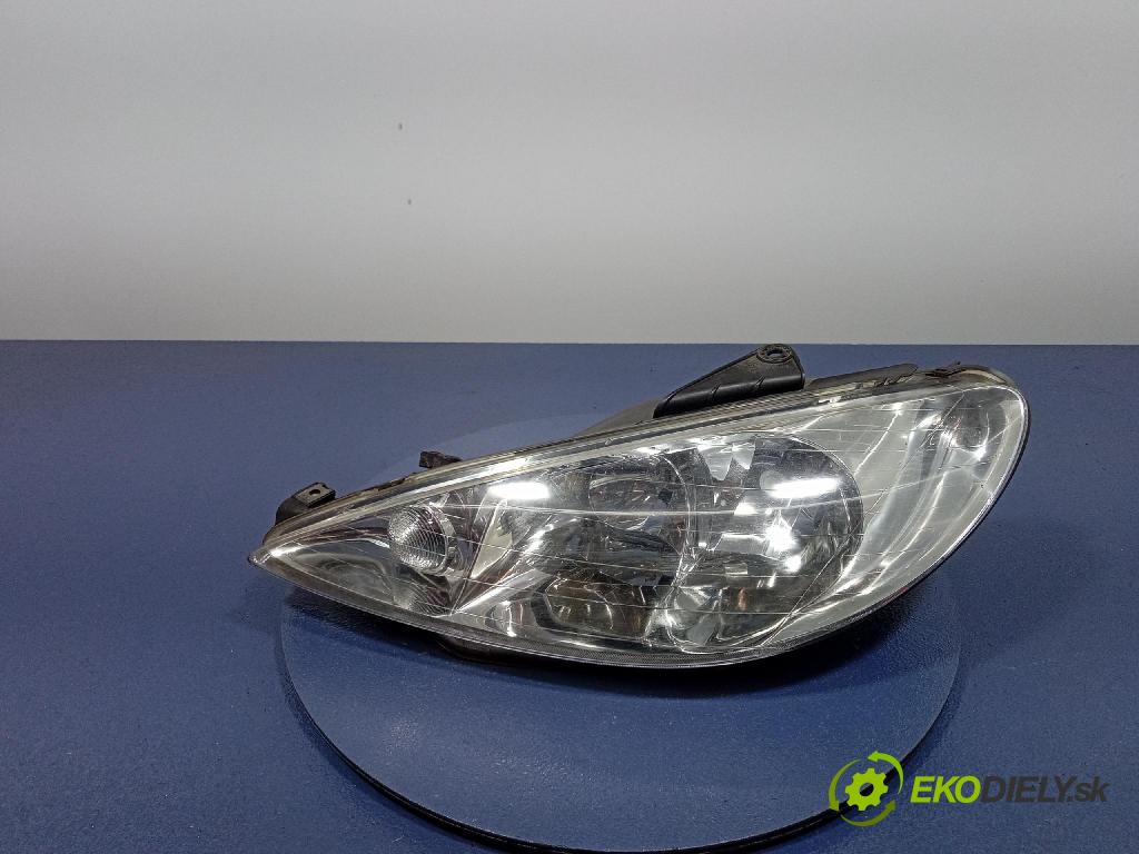 Peugeot 206 2005 světlo Levý: 89002771