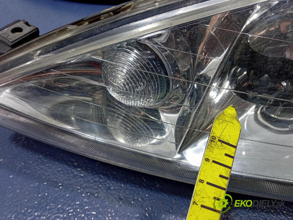 Peugeot 206 2005 světlo Levý: 89002771