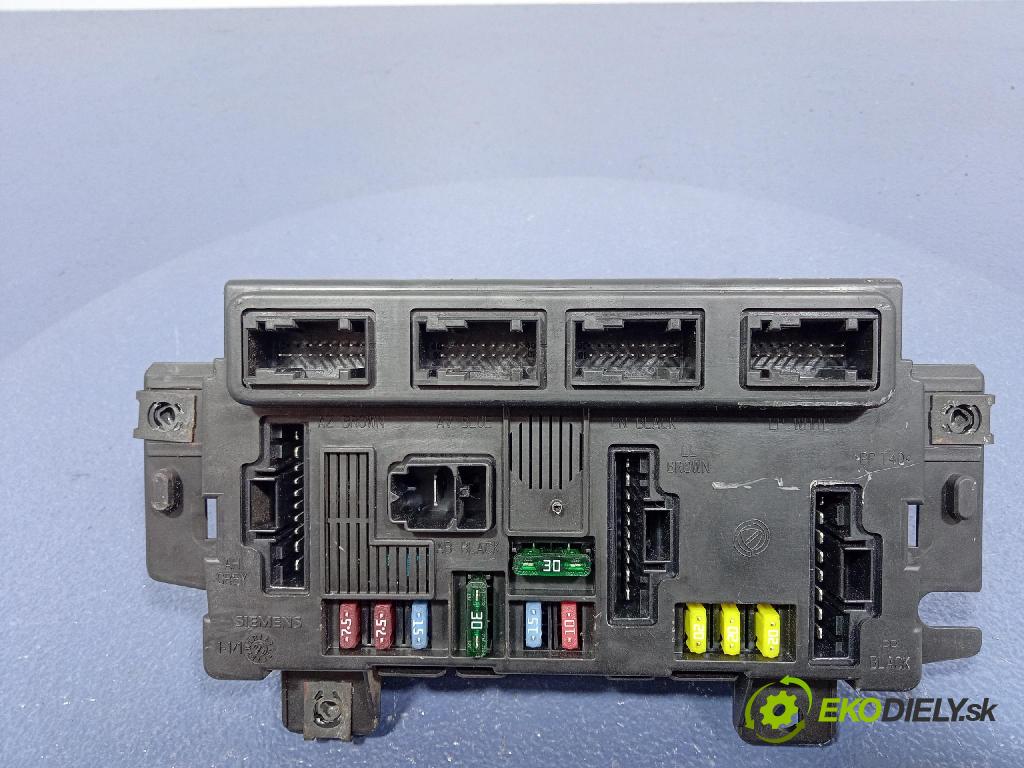 Fiat Panda 2008 skříňka Pojistky 51783782