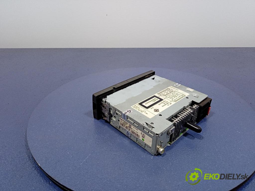 Fiat Panda 2008 Radio I Navigácia: 7354362410