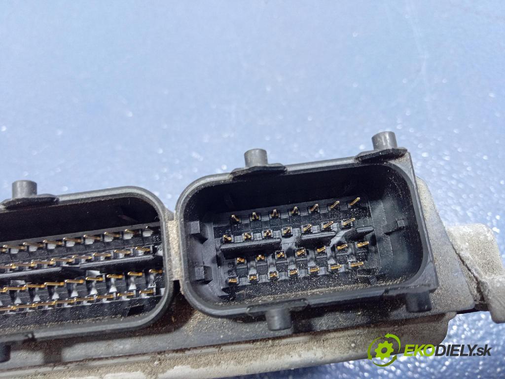 Fiat Panda 2008 riadiaca jednotka Motor: 51793116