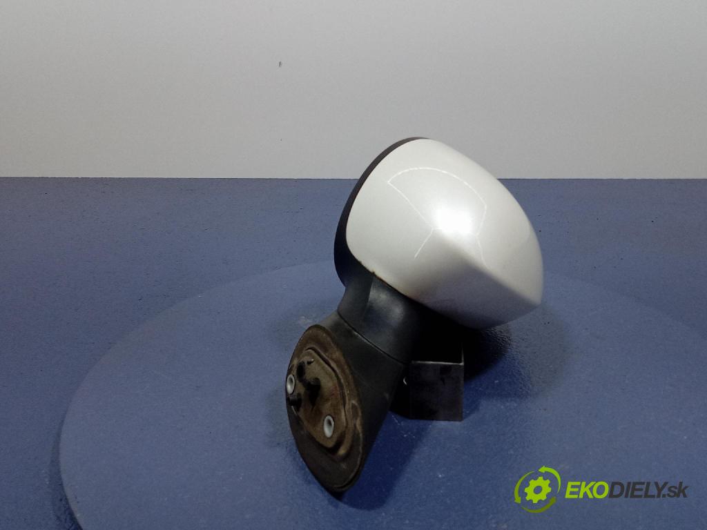 Fiat 500e 2015 zpětné zrcátko Vlevo, odjet: A053153