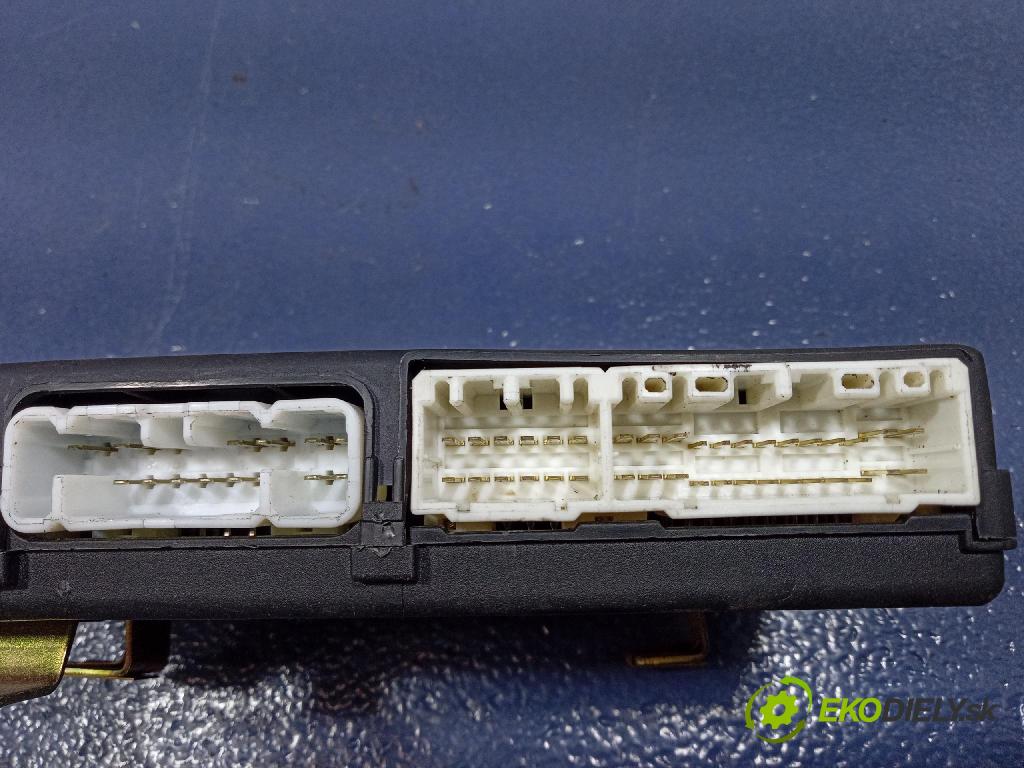 Volvo V40 2001 řídící jednotka Komfortu 30896697
