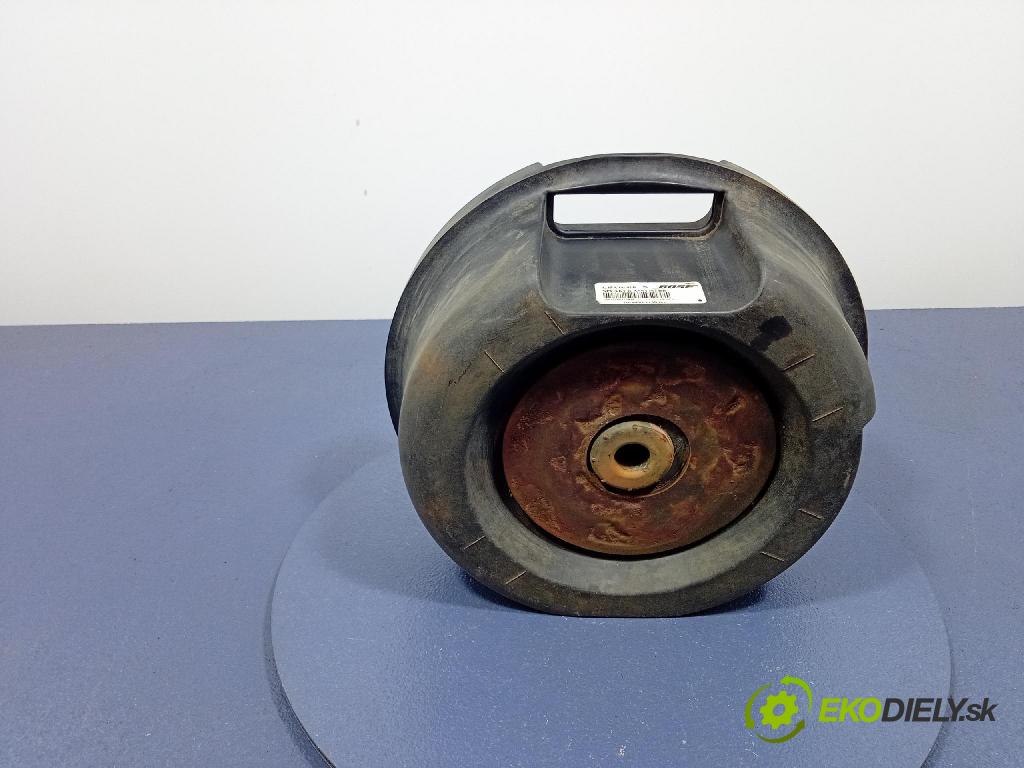 Mazda 6 2003 Mluvčí: / Subwoofer: GJ5A66960