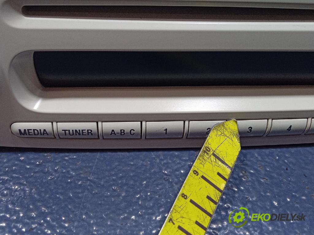 Fiat 500e 2015 Radio I Navigácia: 1RZ27LW9AL