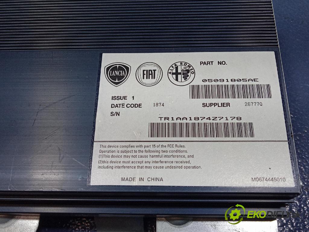Fiat 500e 2015 Zesilovač: Rádio: Navigacia: 05091805AE