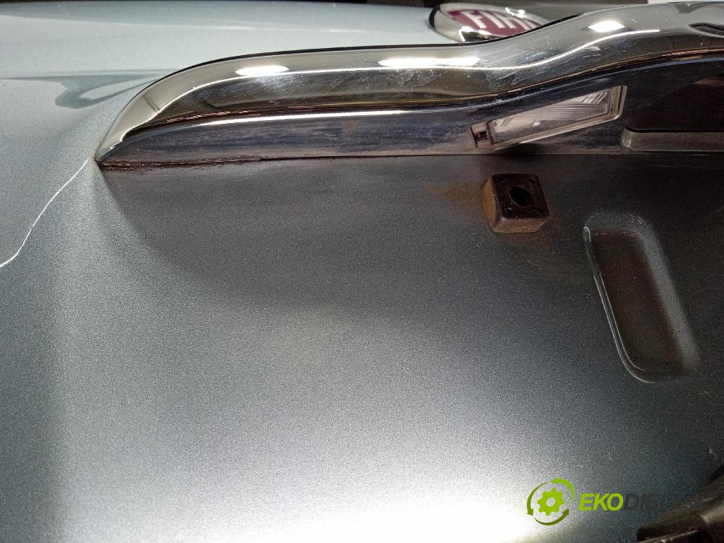 Fiat 500e 2015 zadní dveře kufra: kufr