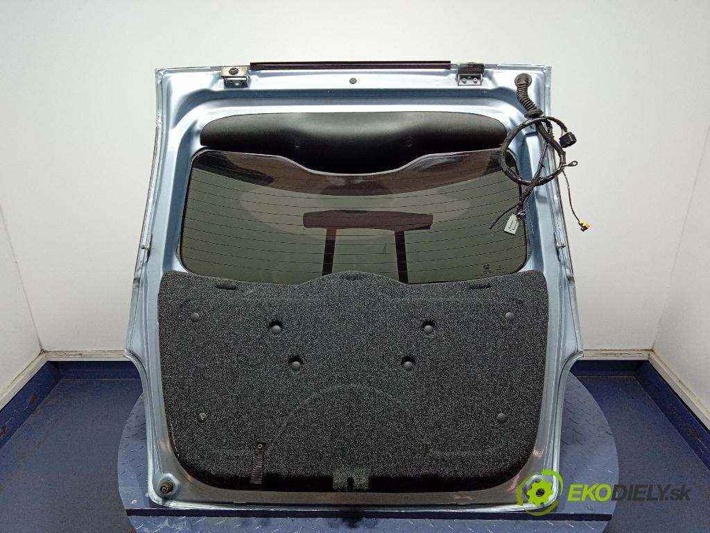 Fiat 500e 2015 zadní dveře kufra: kufr