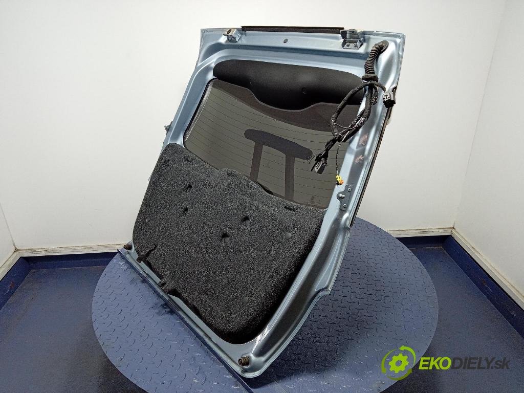 Fiat 500e 2015 zadní dveře kufra: kufr 