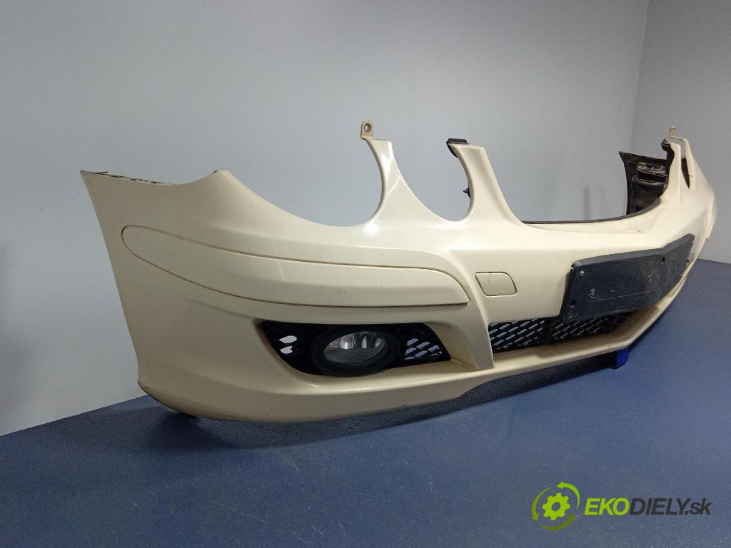 Mercedes E-klasa 2008 nárazník před