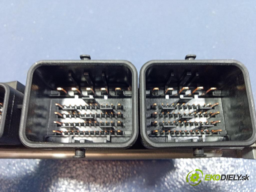 Peugeot 308 2008 riadiaca jednotka Motor: 9665291180