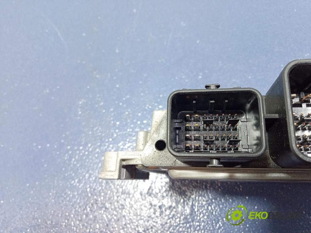 Peugeot 308 2008 riadiaca jednotka Motor: 9665291180