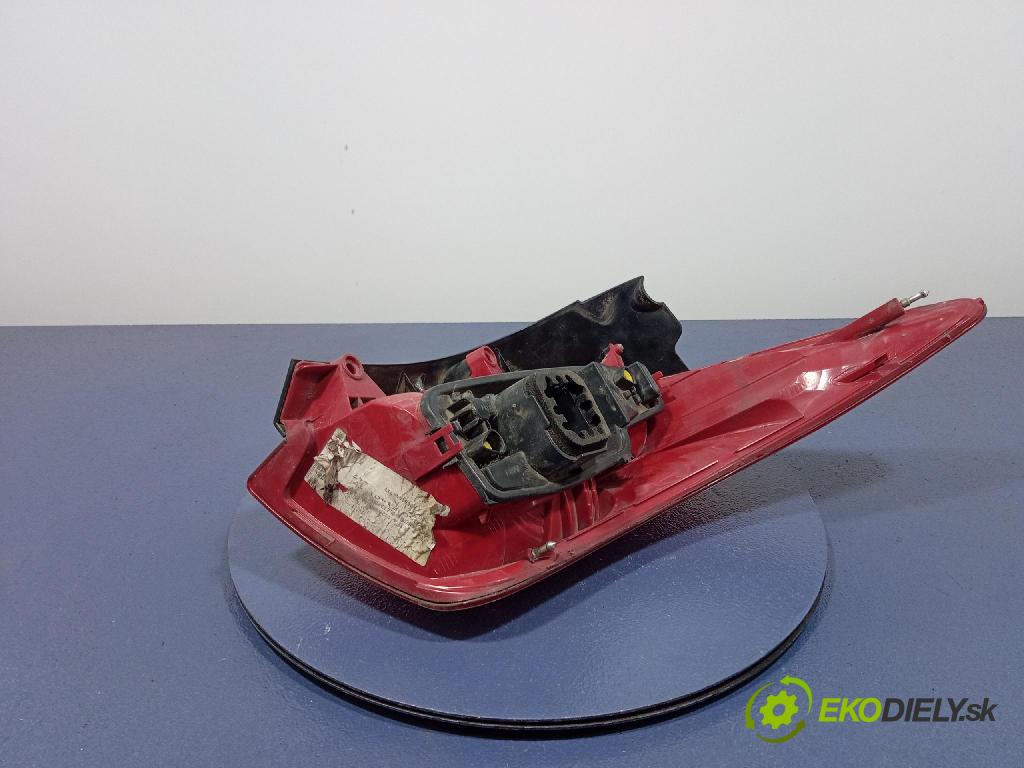 Peugeot 308 2008 světlo Zad: levá Mimo: 96814447XT