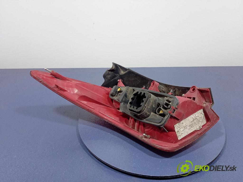 Peugeot 308 2008 světlo Zad: Práva: Mimo: 96814438XT