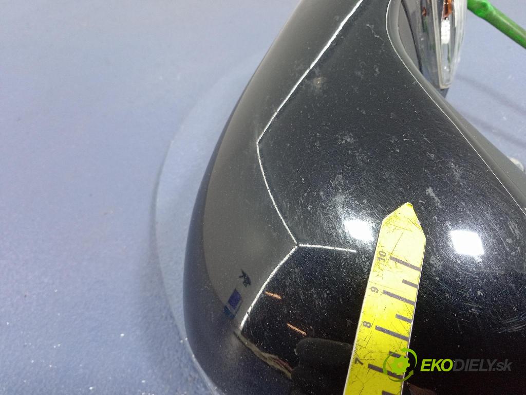 Peugeot 308 2008 zpětné zrcátko prave