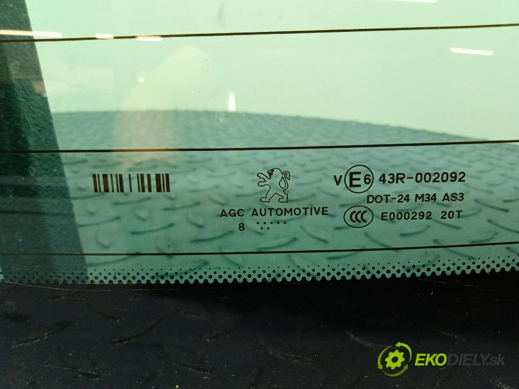 Peugeot 308 2008 sklo zadní