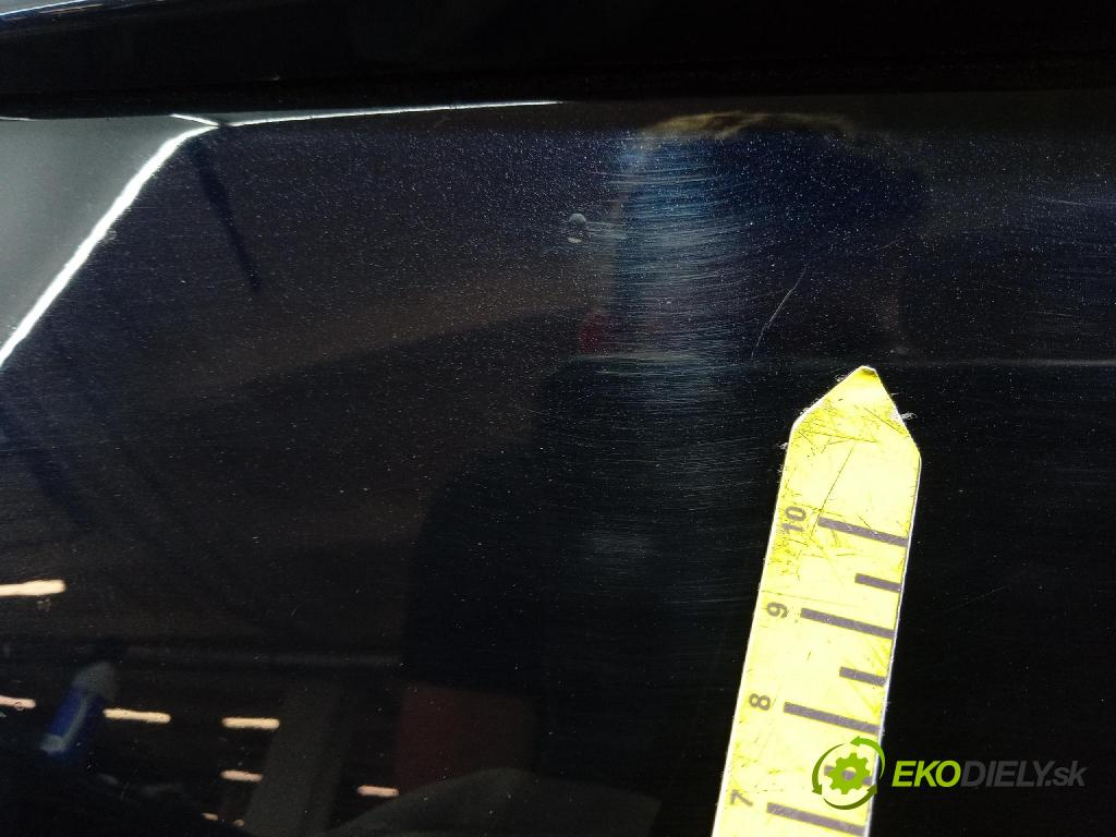 Bmw X6 2019 zadní dveře kufra: kufr