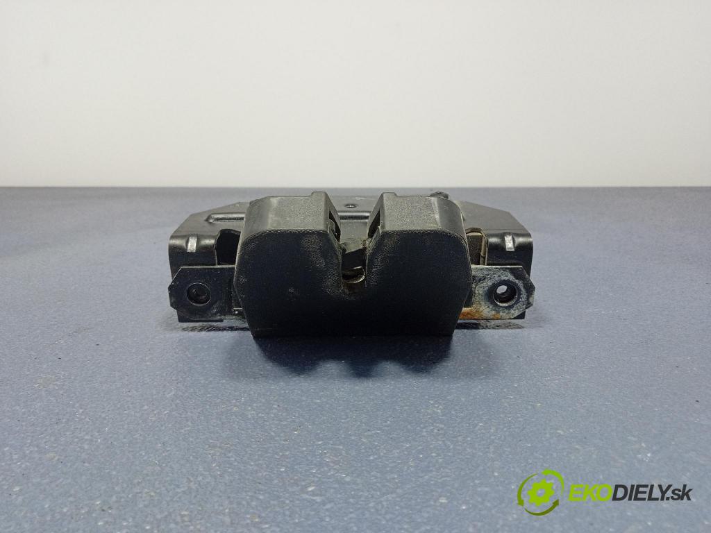 Opel Signum 2007 zámek Klapky: kufr 13185566