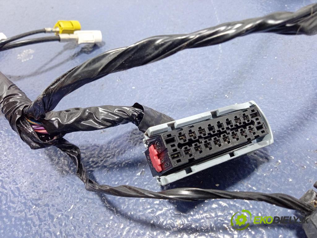 Fiat 500e 2015 instalace Elektrický: 68206061AD