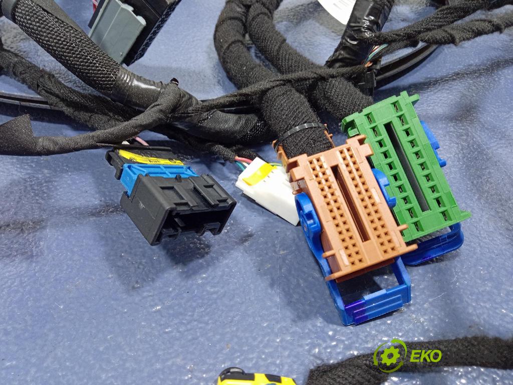 Fiat 500e 2015 instalace Elektrický: 68225367AB