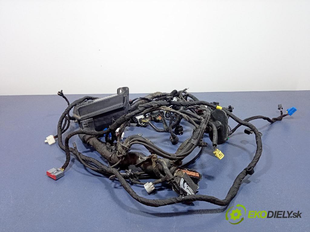 Fiat 500e 2015 instalace Elektrický: 68205204AB