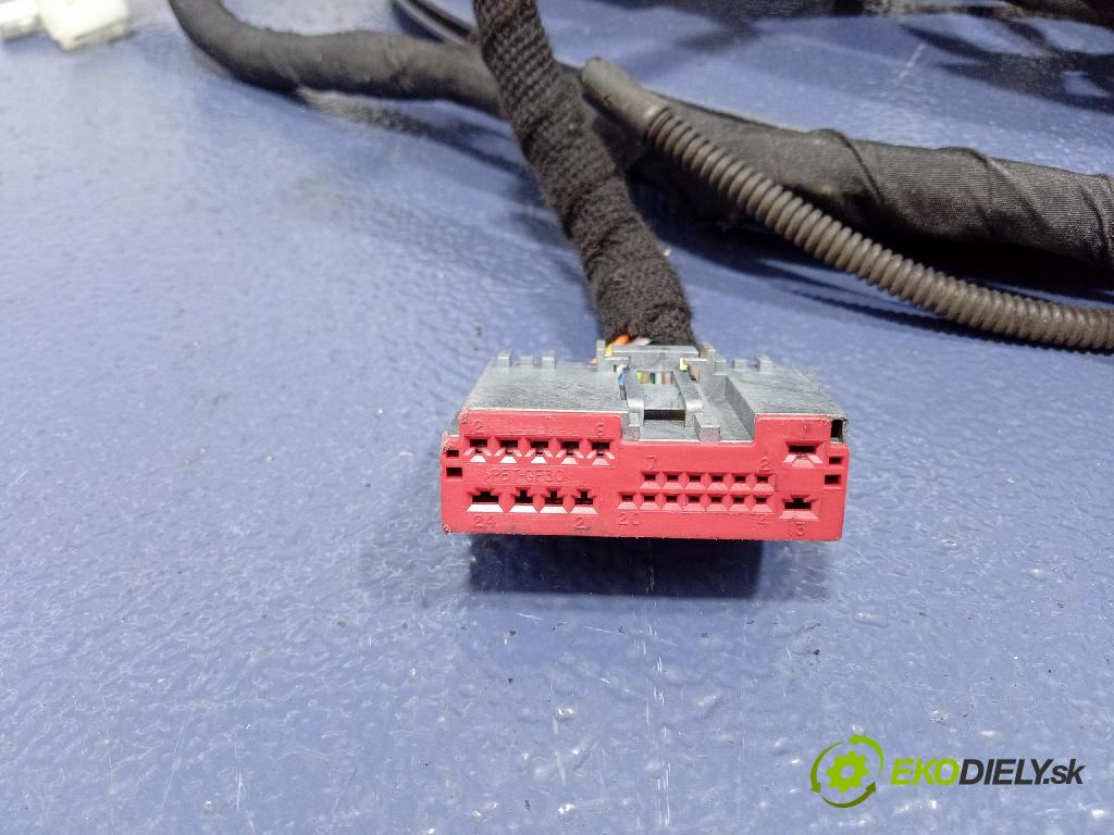 Fiat 500e 2015 instalace Elektrický: 68205204AB