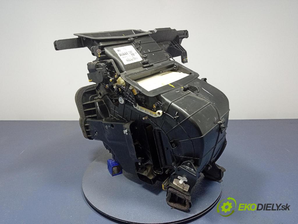 Fiat 500e 2015 radiátor 68106048AF