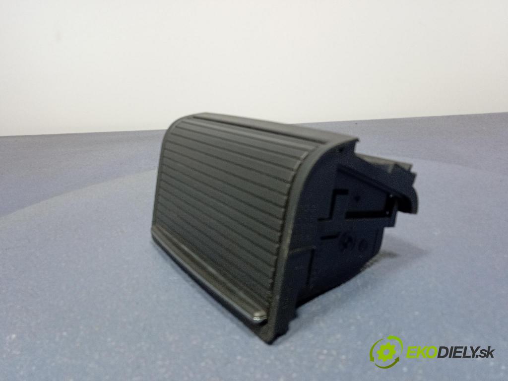 Bmw Seria 3 2004 kastlík 8248527