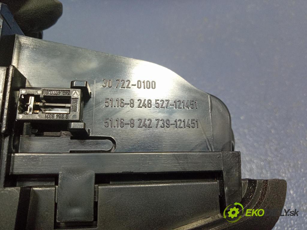 Bmw Seria 3 2004 kastlík 8248527