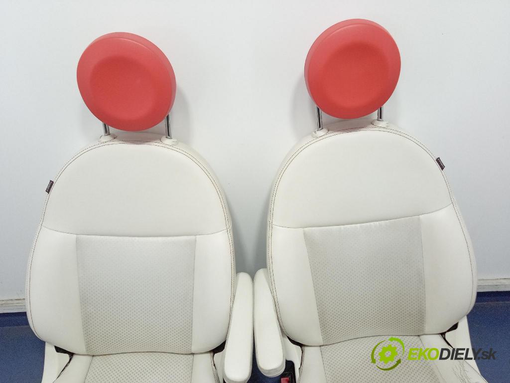 Fiat 500e 2015 sedačke: Soubor.