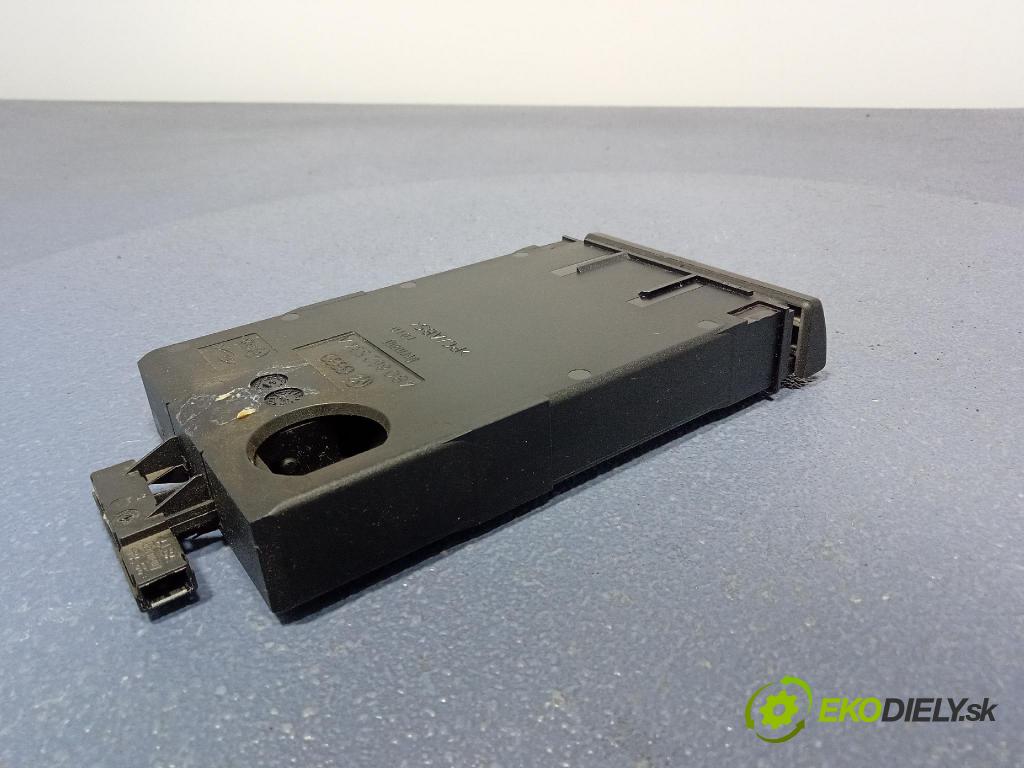 Audi A6 1998 kastlík 4B0862534A