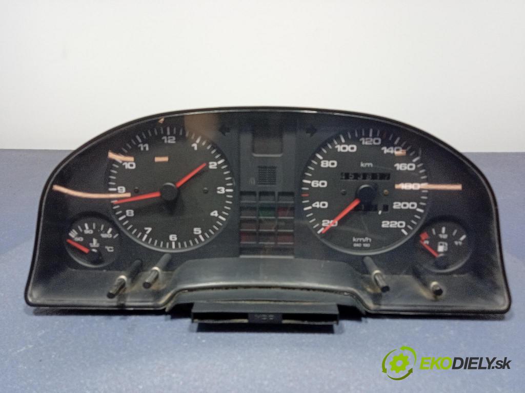 Audi 80 1994 Přístrojová deska 8A0919033CA