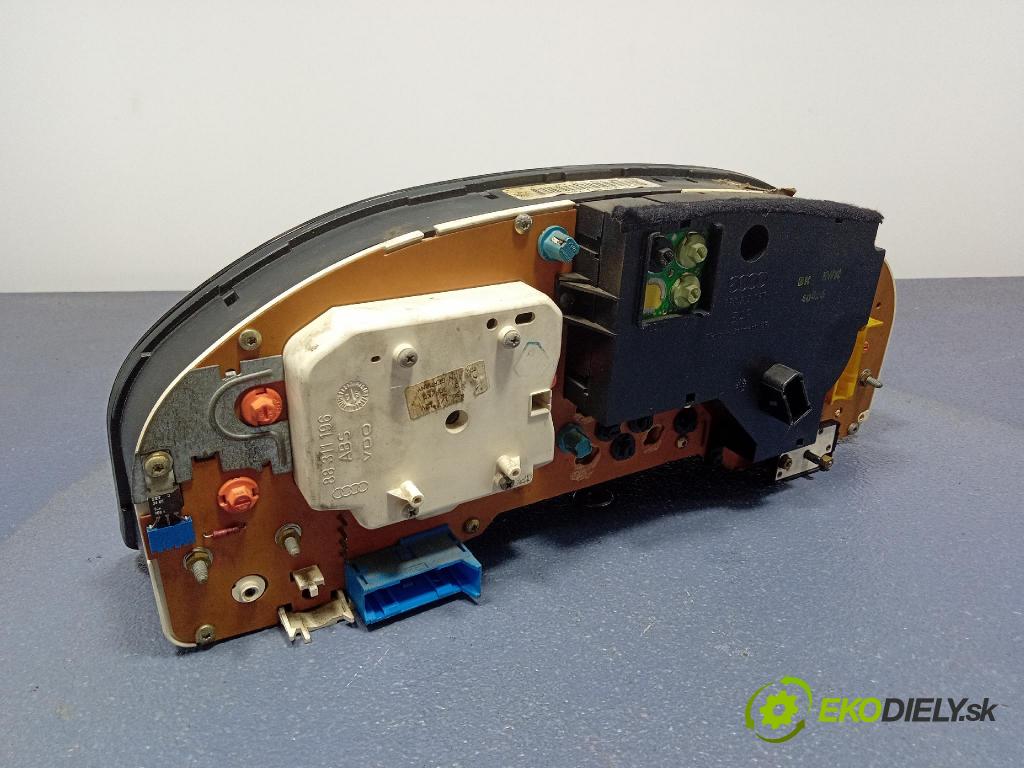 Audi 80 1994 Přístrojová deska 8A0919033CA