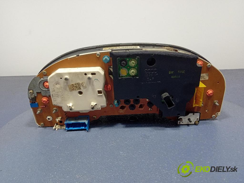 Audi 80 1994 Přístrojová deska 8A0919033CA
