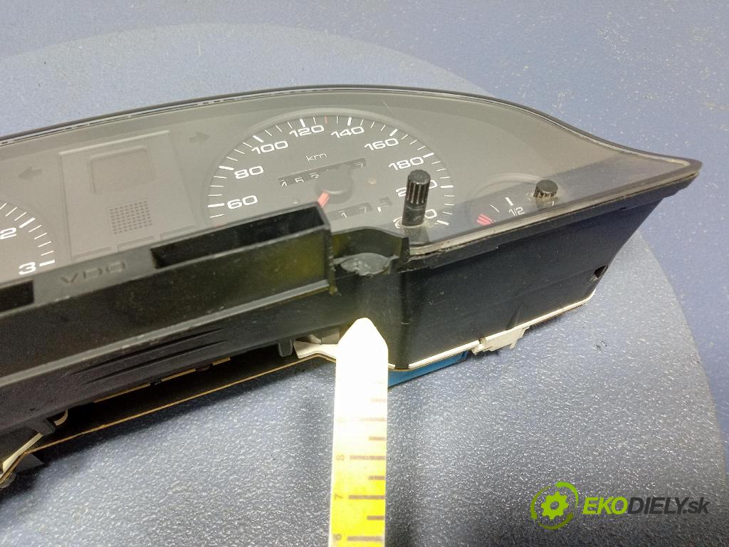 Audi 80 1994 Přístrojová deska 8A0919033CA