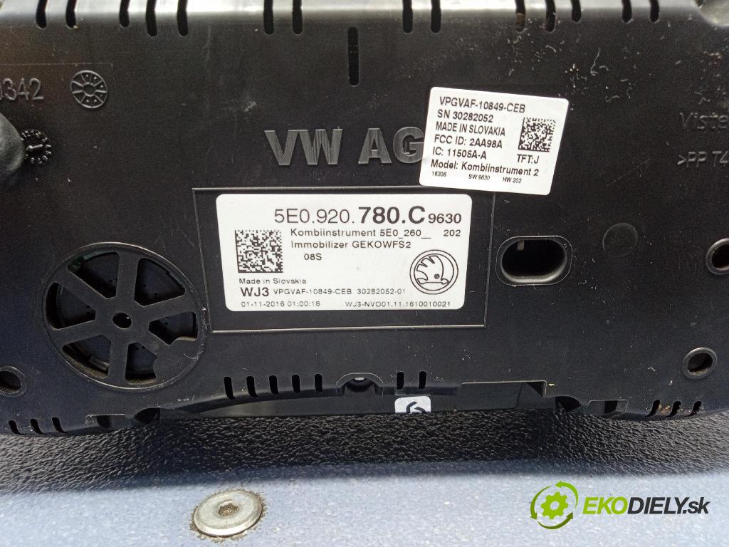 Skoda Octavia 2016 Přístrojová deska 5E0920780C