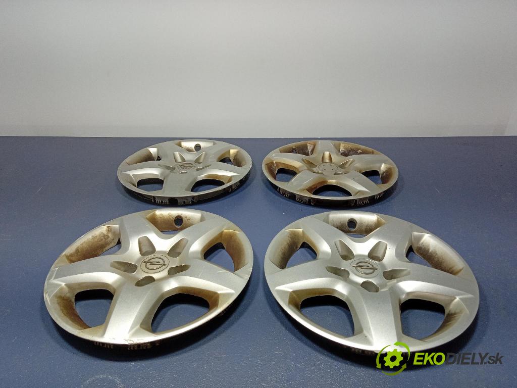 Opel Signum 2007 puklica kola: 13240543