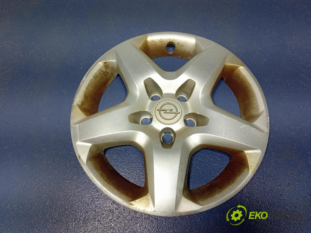 Opel Signum 2007 puklica kola: 13240543